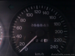 Mazda 323F красная, 1997г.в., 1.5i - <ro>Изображение</ro><ru>Изображение</ru> #5, <ru>Объявление</ru> #285442