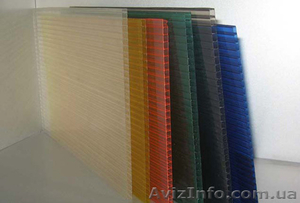 Сотовый поликарбонат - листовой пластик для строительства.