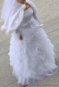 Продам свадебное платье "белоснежка" цвет белый.  - <ro>Изображение</ro><ru>Изображение</ru> #2, <ru>Объявление</ru> #385703