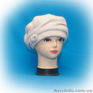 Распродажа женских головных уборов осенне-зимней коллекции