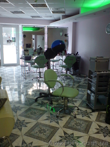 Сдам в аренду место для парикмахера в салоне красоты бизнес-класса - <ro>Изображение</ro><ru>Изображение</ru> #1, <ru>Объявление</ru> #539217