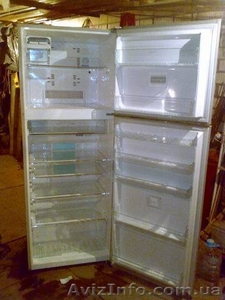 холодильник Toshiba GR-M59TR - <ro>Изображение</ro><ru>Изображение</ru> #1, <ru>Объявление</ru> #602318
