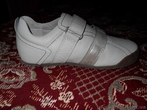 новые кожаные туфли для девочки Bartek  - <ro>Изображение</ro><ru>Изображение</ru> #3, <ru>Объявление</ru> #602325