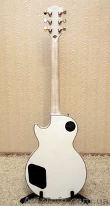  Продаю матеровую-CUSTOM ZAKK WYLDE B/W BULLSEYE LES PAUL - <ro>Изображение</ro><ru>Изображение</ru> #1, <ru>Объявление</ru> #626547