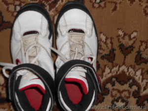 продам фирменные кроссовки для мальчика - <ro>Изображение</ro><ru>Изображение</ru> #2, <ru>Объявление</ru> #640744