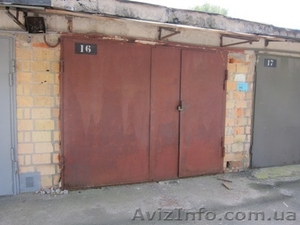 Продам капитальный гараж на Виноградаре - <ro>Изображение</ro><ru>Изображение</ru> #1, <ru>Объявление</ru> #685986