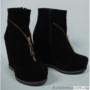 Кожаные и замшевые  полусапожки