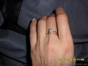 Продам недорого кольцо с бриллиантом - <ro>Изображение</ro><ru>Изображение</ru> #1, <ru>Объявление</ru> #844242