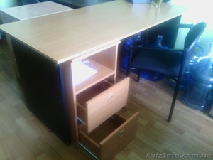 Стол и тумба для офиса б/у в отличном состоянии - <ro>Изображение</ro><ru>Изображение</ru> #3, <ru>Объявление</ru> #944187