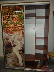 В наличии шкаф-купе Волки