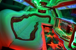 Самый шикарный лимузин Украины Bentley.