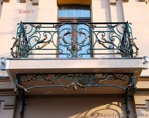 Изготовляем кованные балконы,  решетки на окна,  навесы!
