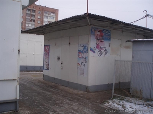 торговый киоск на рынке в районе кв. Мирный