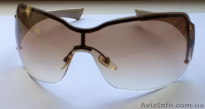 GUCCI (Италия) оригинальные солнцезащитные очки в отличном состоянии - <ro>Изображение</ro><ru>Изображение</ru> #1, <ru>Объявление</ru> #1572733