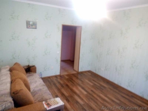 Двухкомнатная квартира с ремонтом на Сосновом, в Обухове - <ro>Изображение</ro><ru>Изображение</ru> #1, <ru>Объявление</ru> #1602361
