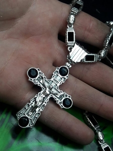 Серебряная цепочка с крестом и камнями оникс - <ro>Изображение</ro><ru>Изображение</ru> #1, <ru>Объявление</ru> #1671057