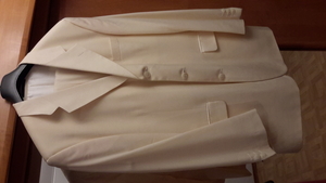 Продам мужской белый костюм - <ro>Изображение</ro><ru>Изображение</ru> #2, <ru>Объявление</ru> #1134429