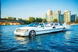 Аренда Аква лимузина, прокат аква лимузин на воде арендовать водный лимузин на д - <ro>Изображение</ro><ru>Изображение</ru> #2, <ru>Объявление</ru> #1688165