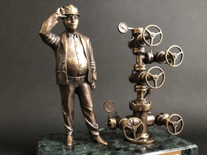 Подарочная статуэтка на заказ Нефтевик - <ro>Изображение</ro><ru>Изображение</ru> #3, <ru>Объявление</ru> #1732332