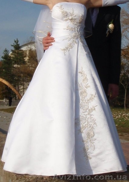 Красивое свадебное платье - <ro>Изображение</ro><ru>Изображение</ru> #1, <ru>Объявление</ru> #11676