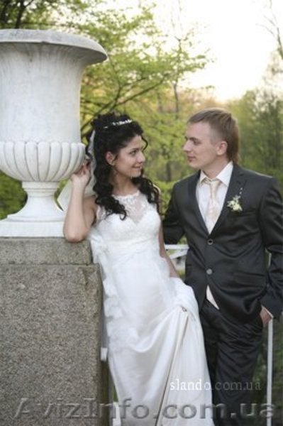 Свадебное платье ручной работы из 100% шелка - <ro>Изображение</ro><ru>Изображение</ru> #1, <ru>Объявление</ru> #42295