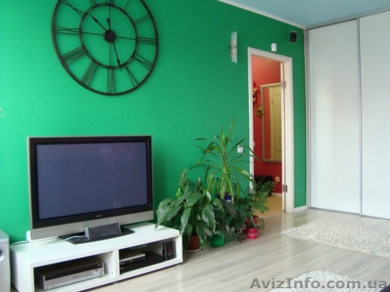 Продается квартира с ремонтом и мебелью в центре Киева - <ro>Изображение</ro><ru>Изображение</ru> #1, <ru>Объявление</ru> #80180