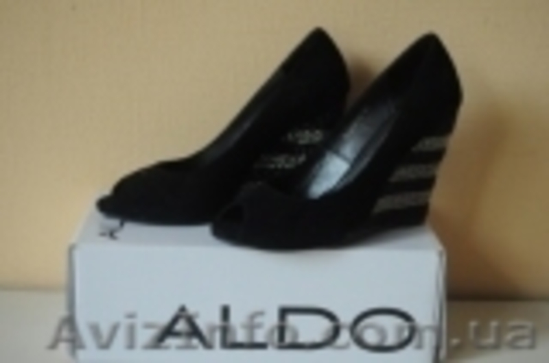 НОВЫЕ ШИКАРНЫЕ ЗАМШЕВЫЕ ТУФЛИ - <ro>Изображение</ro><ru>Изображение</ru> #1, <ru>Объявление</ru> #81426