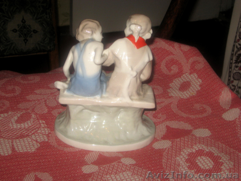 Две пионерки фарфор - <ro>Изображение</ro><ru>Изображение</ru> #2, <ru>Объявление</ru> #86063