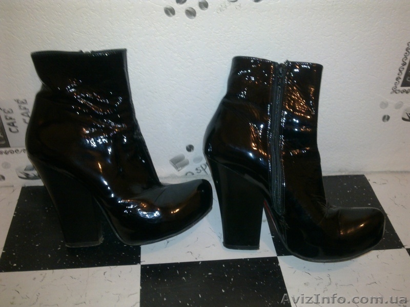 Продам! Женские лаковые ботинки! - <ro>Изображение</ro><ru>Изображение</ru> #1, <ru>Объявление</ru> #93489