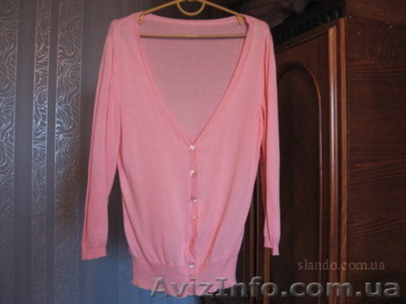 Розовая кофточка от Blumarine - <ro>Изображение</ro><ru>Изображение</ru> #1, <ru>Объявление</ru> #115833