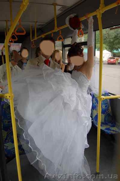 Отдаю почти даром свадебное платье - <ro>Изображение</ro><ru>Изображение</ru> #4, <ru>Объявление</ru> #126897