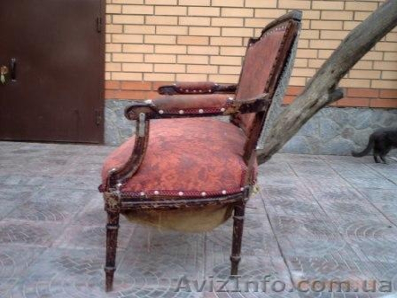 Диванчик мещанский старинный 18-19 век, - <ro>Изображение</ro><ru>Изображение</ru> #1, <ru>Объявление</ru> #142438