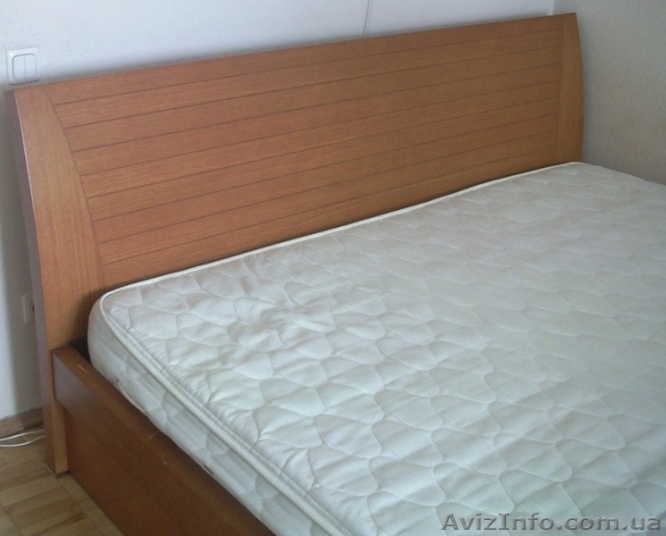 Спальня "Париж"в хорошем стостоянии срочно - <ro>Изображение</ro><ru>Изображение</ru> #1, <ru>Объявление</ru> #155976