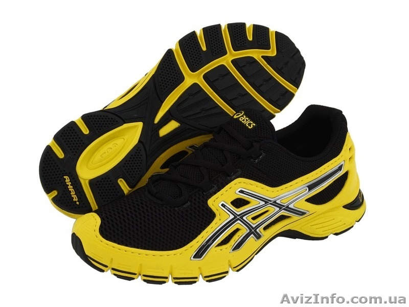 Кроссовки ASICS- 2011 года, размер 44-28,5 - <ro>Изображение</ro><ru>Изображение</ru> #1, <ru>Объявление</ru> #49370