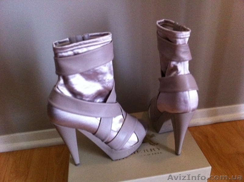 Burberry Prorsum Peep-toe Satin and Leather Boots - <ro>Изображение</ro><ru>Изображение</ru> #3, <ru>Объявление</ru> #196656