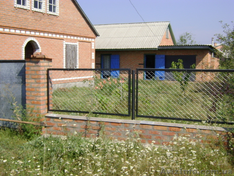 Дом с хоз. постройками - <ro>Изображение</ro><ru>Изображение</ru> #3, <ru>Объявление</ru> #217915