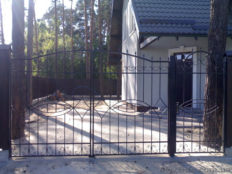 Ирпень,  уютный дом на две семьи - <ro>Изображение</ro><ru>Изображение</ru> #1, <ru>Объявление</ru> #273805