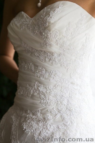 Продам свадебное платье Miss Kelly коллекции 2010 - <ro>Изображение</ro><ru>Изображение</ru> #3, <ru>Объявление</ru> #329940