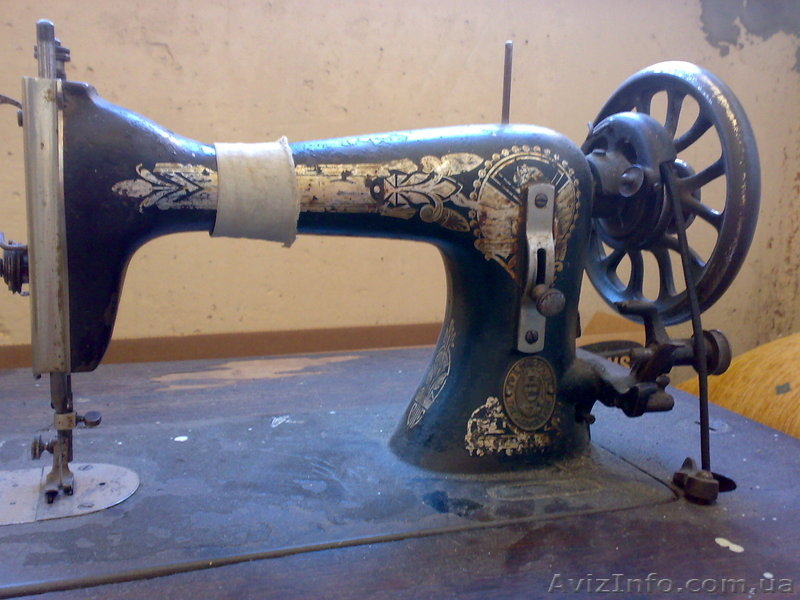 Продам швейную машину - <ro>Изображение</ro><ru>Изображение</ru> #1, <ru>Объявление</ru> #365915