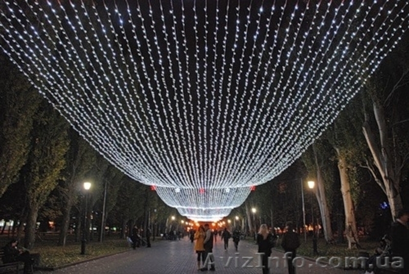 Праздничное оформление, гирлянды,украшение колонн,дома,витрин магазина - <ro>Изображение</ro><ru>Изображение</ru> #3, <ru>Объявление</ru> #416491