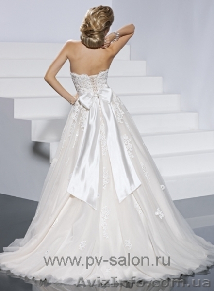 Экслюзивное свадебное платье - <ro>Изображение</ro><ru>Изображение</ru> #2, <ru>Объявление</ru> #404079