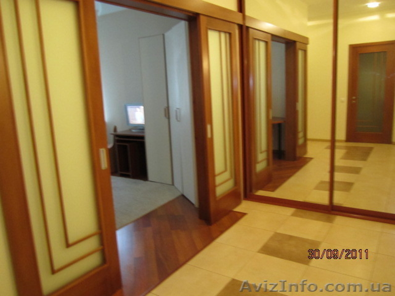 посуточно,Оболонь проспект Героев Сталинграда 4  - <ro>Изображение</ro><ru>Изображение</ru> #6, <ru>Объявление</ru> #403754