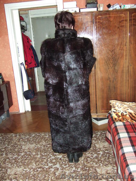 Дешево продам женскую натуральную шубу (нутрия) - <ro>Изображение</ro><ru>Изображение</ru> #2, <ru>Объявление</ru> #403978
