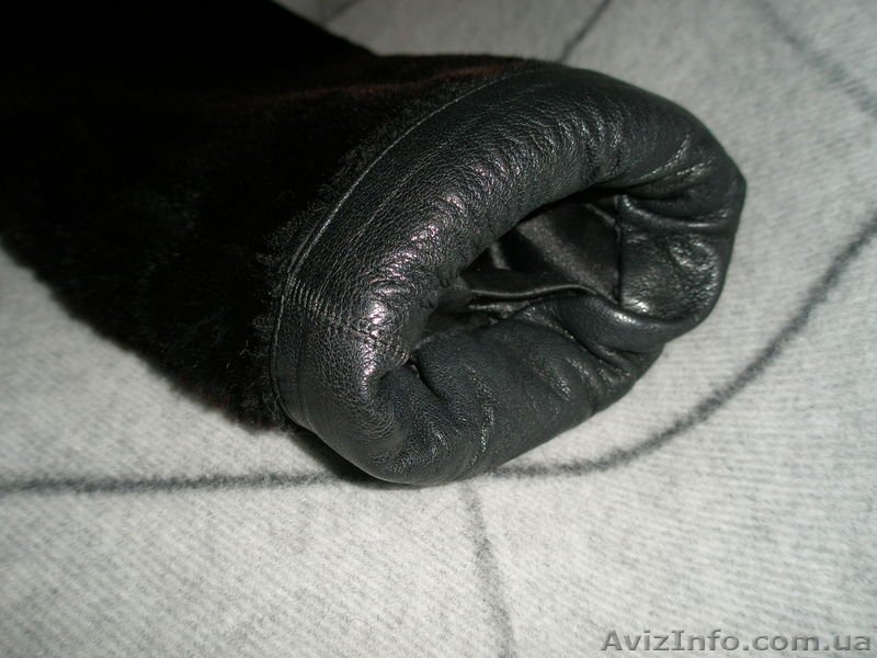 Шубка из мутона воротник волк, р.S б/у - <ro>Изображение</ro><ru>Изображение</ru> #2, <ru>Объявление</ru> #506515