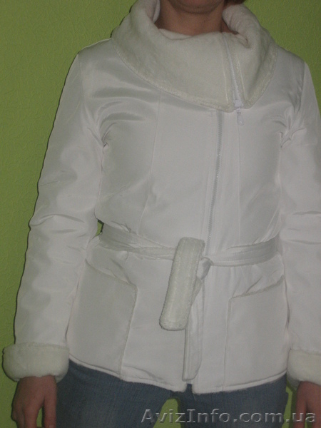 Белоснежная оригинальная куртка осень-зима - <ro>Изображение</ro><ru>Изображение</ru> #1, <ru>Объявление</ru> #525985