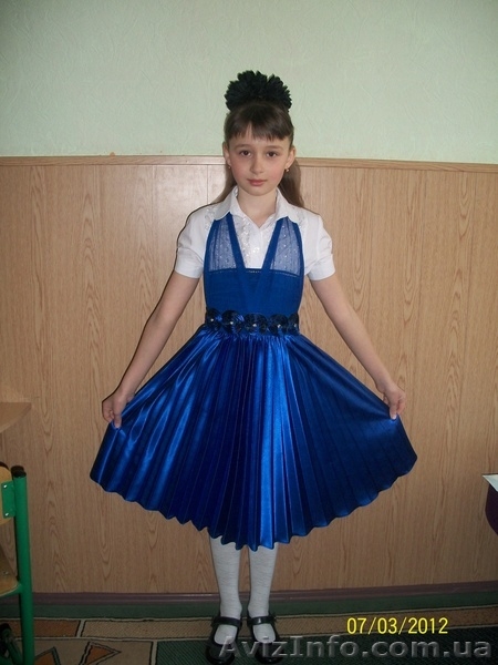 Праздничное платье для девочки - <ro>Изображение</ro><ru>Изображение</ru> #1, <ru>Объявление</ru> #569731