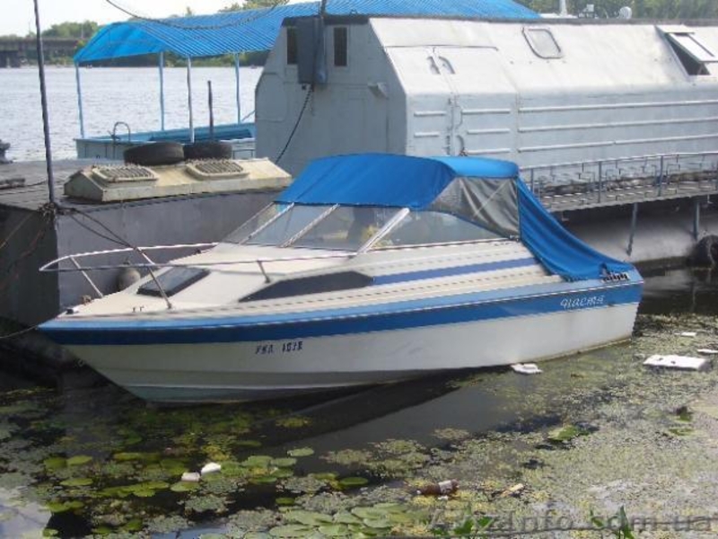 Катер Bayliner Capri б\у срочно! - <ro>Изображение</ro><ru>Изображение</ru> #1, <ru>Объявление</ru> #573641