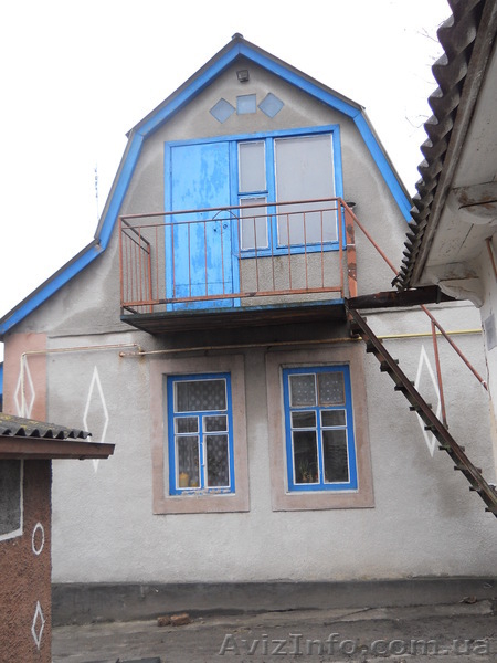 продам дом в селе центр не далеко от города - <ro>Изображение</ro><ru>Изображение</ru> #2, <ru>Объявление</ru> #610215