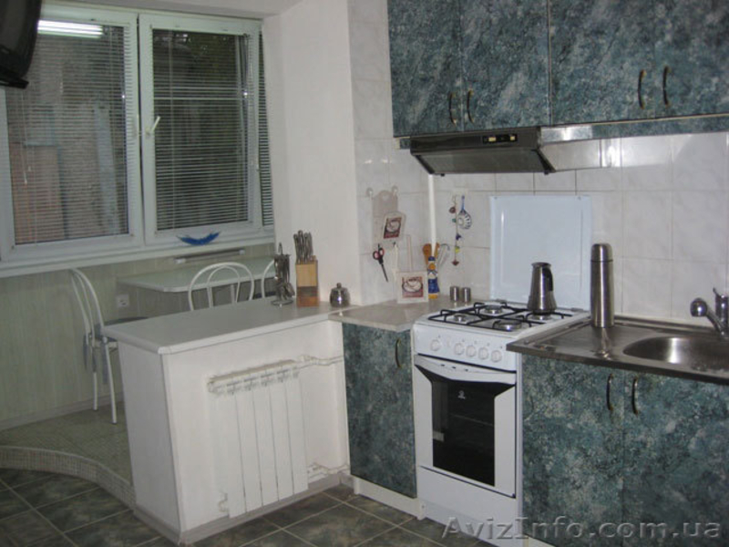 Аренда квартиры Шевченковский район, сдается трехкомнатная квартира Киев - <ro>Изображение</ro><ru>Изображение</ru> #4, <ru>Объявление</ru> #676595