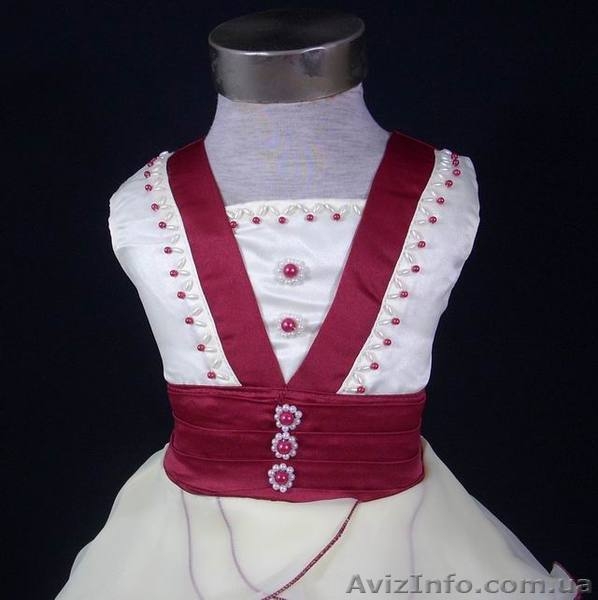 Новое и очень красивое платье на девочку 5-6 лет - <ro>Изображение</ro><ru>Изображение</ru> #2, <ru>Объявление</ru> #727503